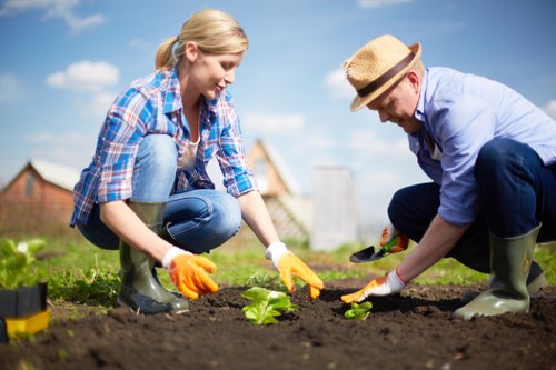 Governing law and customer agreement for garden work